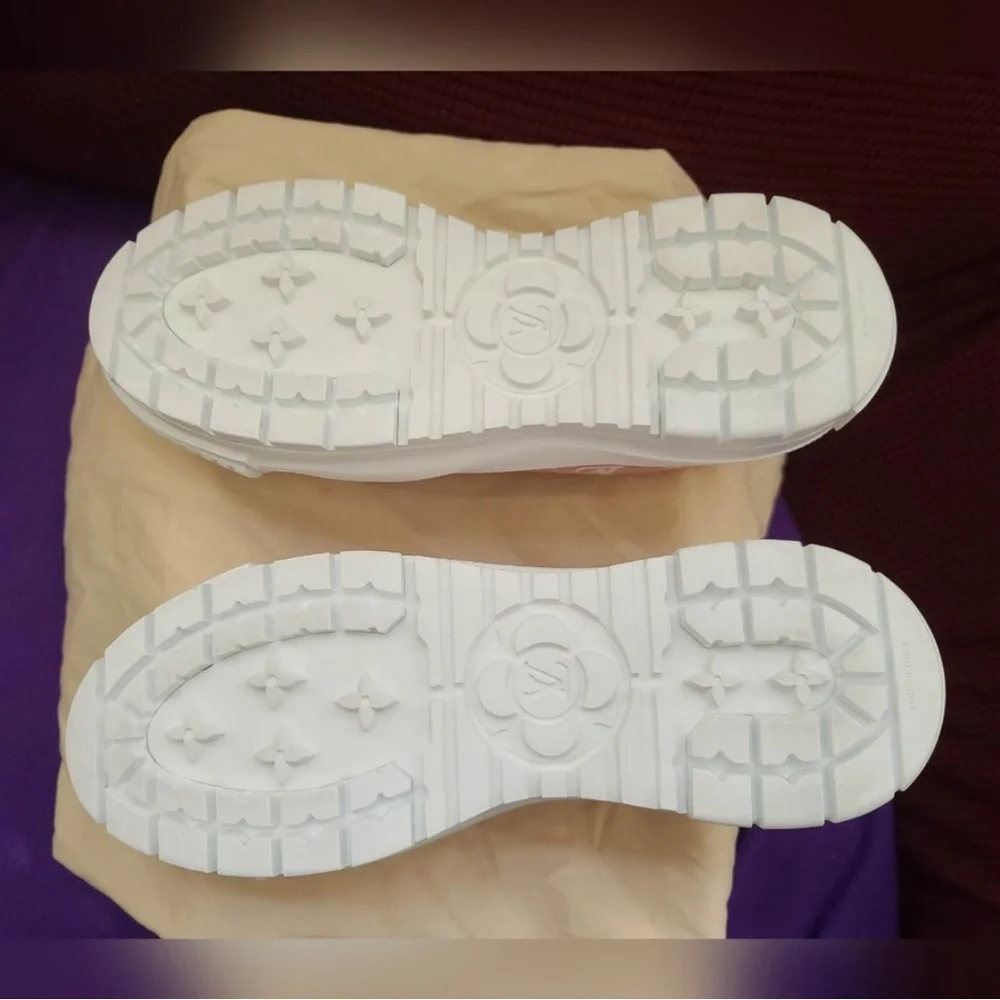 LOUIS VUITTON 
Denim Monogram Squad Sneakers Pink - Picture 3 of 14